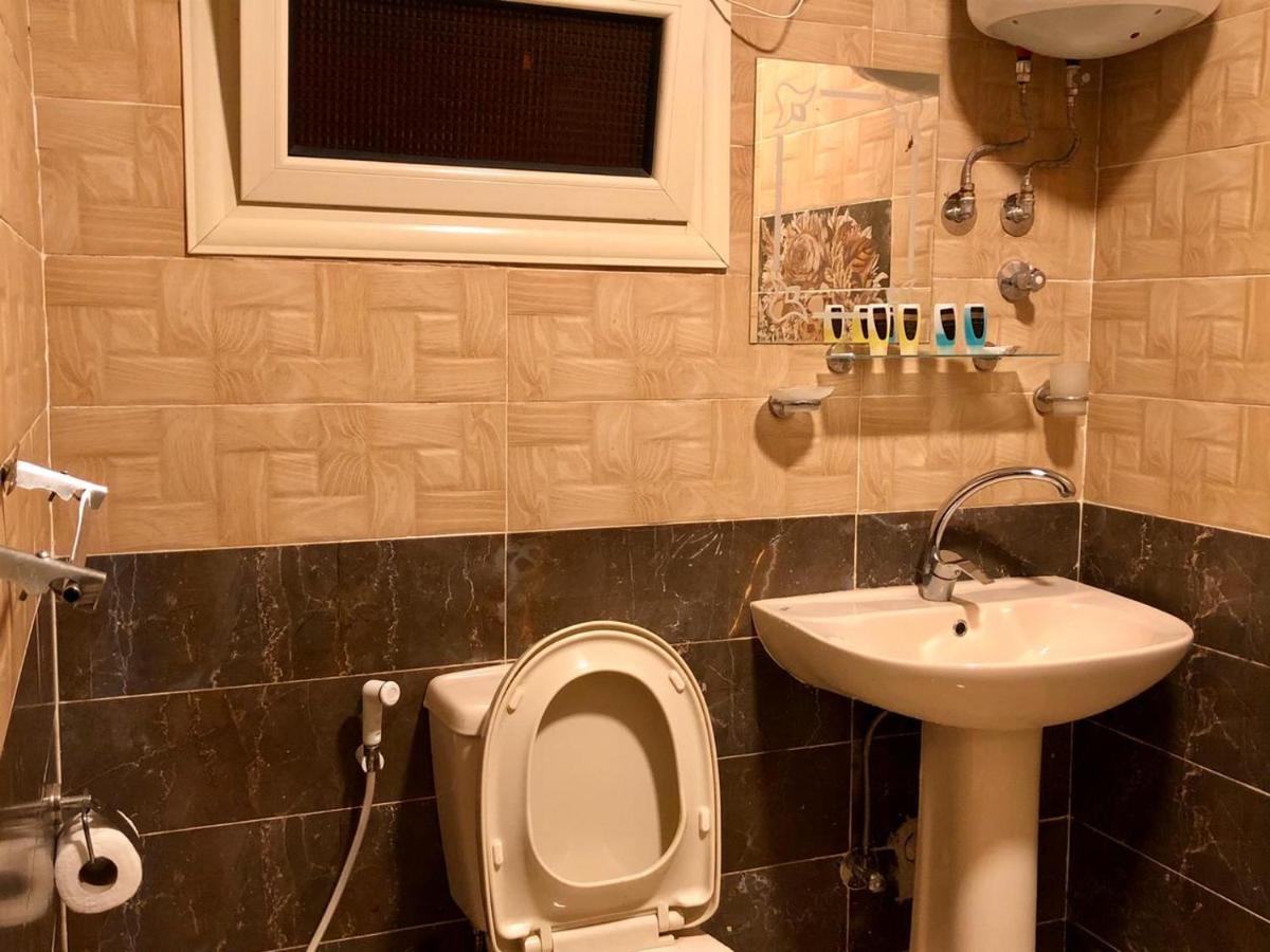 Full Pyramids View Apartment With Balcony For 8 P Kafret el-Gabal Dış mekan fotoğraf