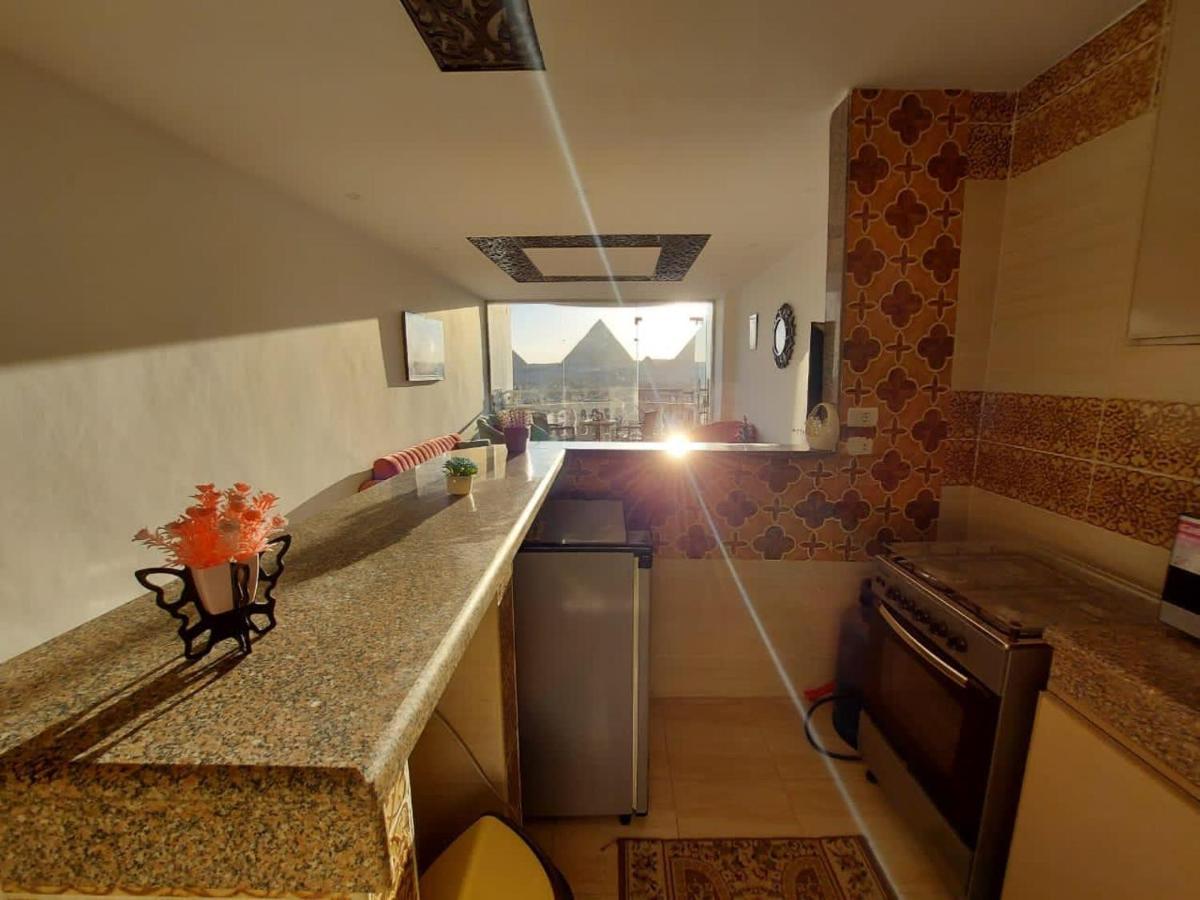 Full Pyramids View Apartment With Balcony For 8 P Kafret el-Gabal Dış mekan fotoğraf