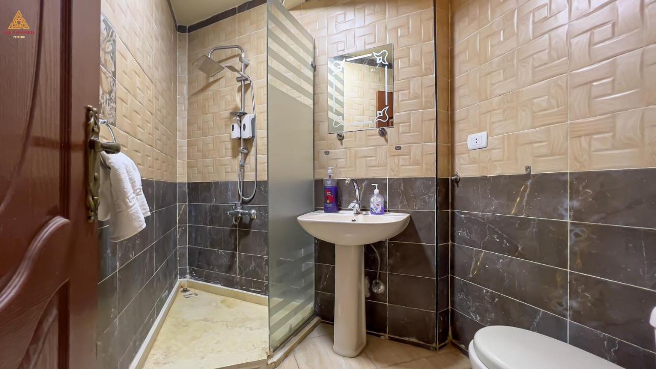 Full Pyramids View Apartment With Balcony For 8 P Kafret el-Gabal Dış mekan fotoğraf